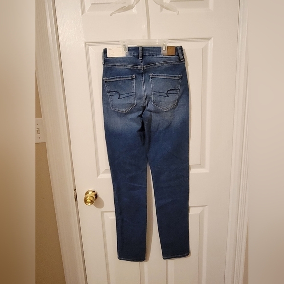 American Eagle Curvy Hi-Rise Skinny  Jeans - Picture 8 of 13